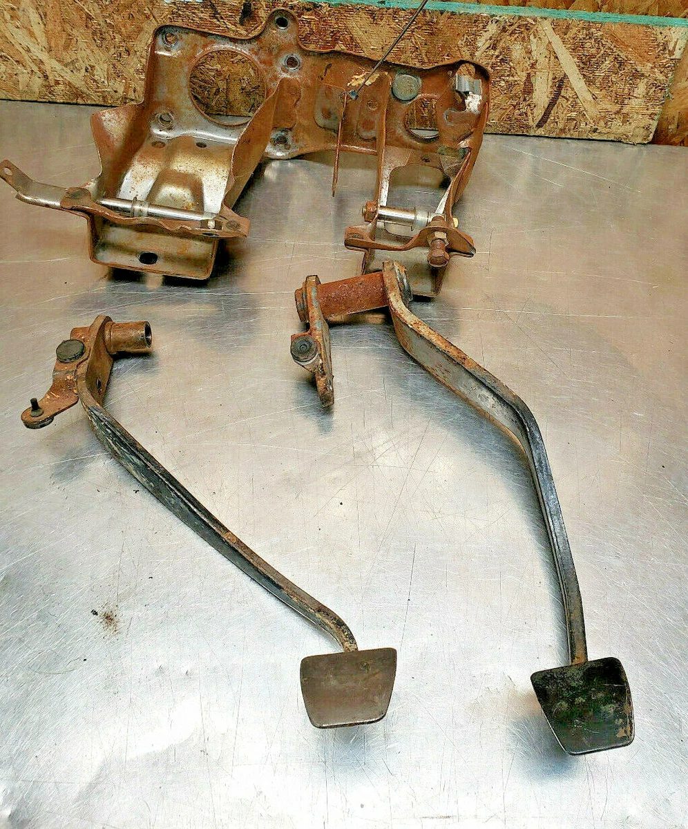 TOYOTA SUPRA MK3 Clutch And Brake Pedal Assembly OEM , 49 OFF