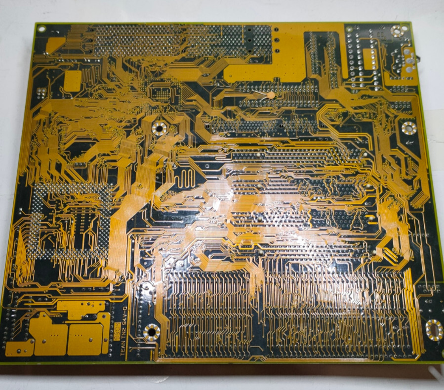 HOT Super Socket 7 Motherboard DFI P5BV3+ Rev: C (VIA MVP3) AGP