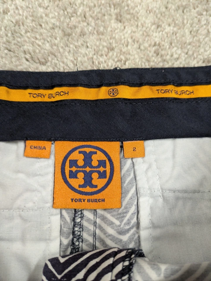 Pantalones Cortos Tory Burch Para Mujer 2 Azul Marino Tigre Zigzag Rayas Frente Plano Mini Corto  Foto 4 de 4