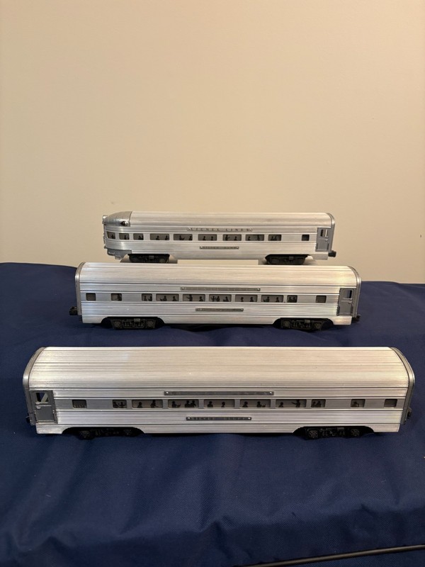 Lionel Postwar O Gauge Aluminum Pullman Passenger Cars  #2531, 2533 and 2534.
