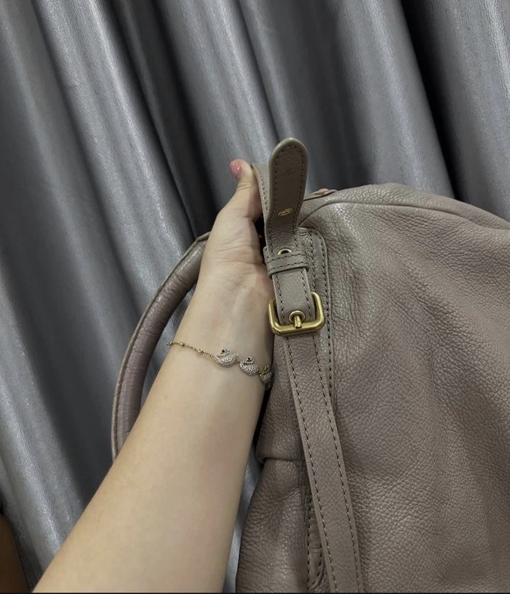 Bolso Bandolera Marc By Marc Jacobs Beige Cuero Guijarro Cierre Solapa Foto 4 de 4