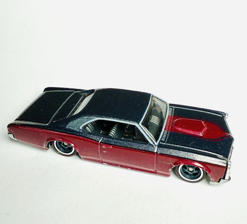 Hot Wheels 2020 Boulevard #12 '66 Pontiac GTO Lowrider Rubber Tires 1/64 Scale