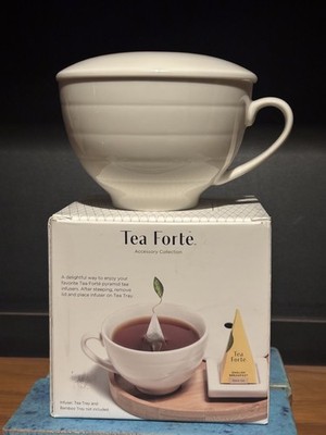 New Tea Forte Cup White Ceramic Cafe Tea Cup w/ Hole in Lid