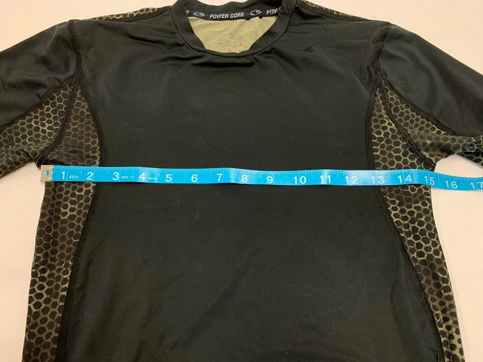 Top Para Hombres C9 by Champion Duo Dry Dri Fit Negro Camuflaje Talla Pequeña Usado en Excelente Condición Foto 3 de 4