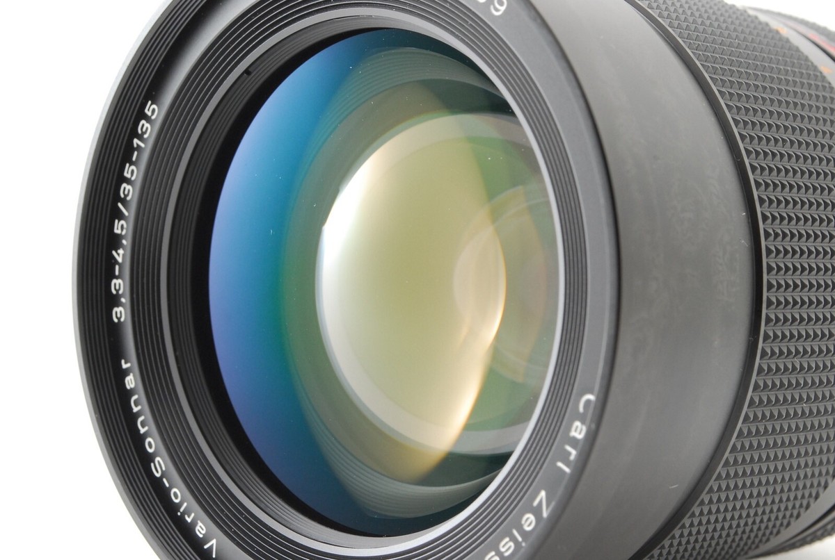 CONTAX Carl Zeiss Vario-Sonnar 35-135mm f/3.3-4.5 T* MMJ CONTAX Carl Zeiss Vario-Sonnar 35-135mm f/3.3-4.5 T* MMJ