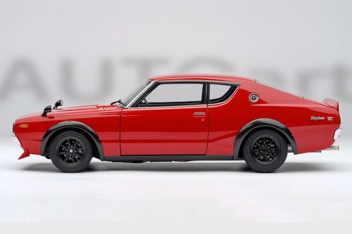 77468 1/18 NISSAN SKYLINE 2000 GT-R (KPGC110) CUPÉ 1973 ROJO - Imagen 3 de 5