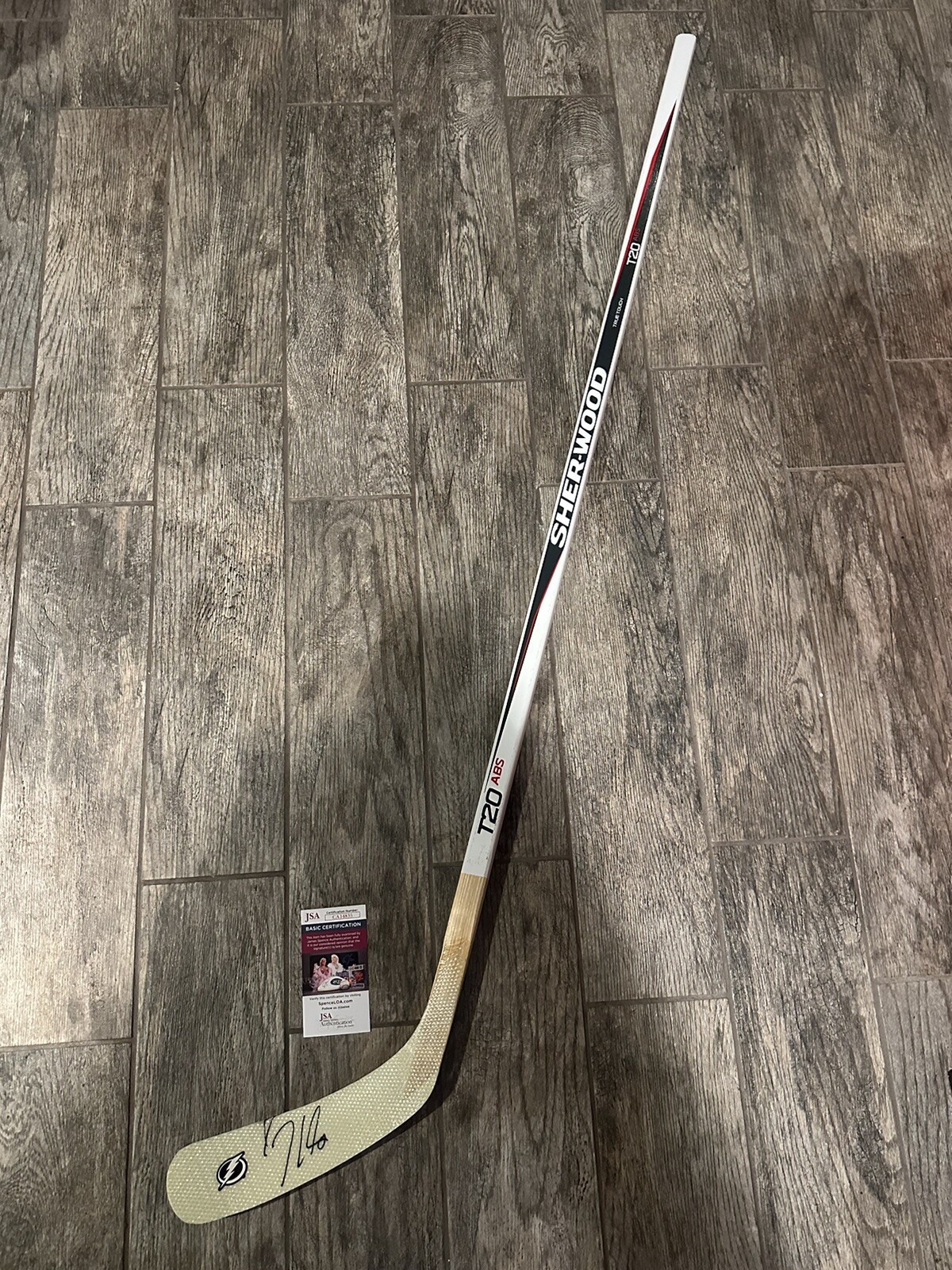 JAKE GUENTZEL SIGNED TAMPA BAY LIGHTNING F/S HOCKEY STICK JSA COA AUTOGRAPHED