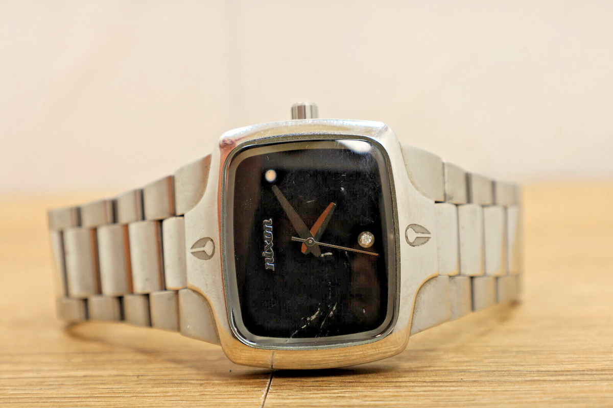 Nixon The Player Mens Stainless Steel Diamond Dial Watch New batt