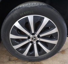 20 Mercedes Glb250 Oem Wheel 247 Type 19x5 Center Cap