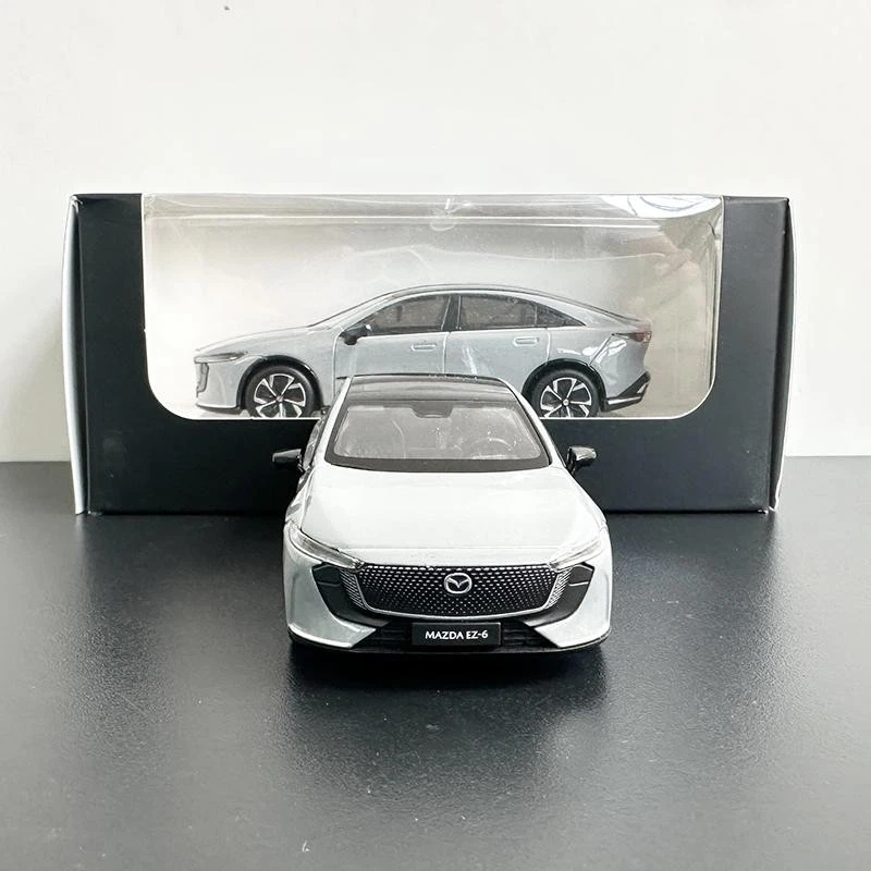 1:43 Mazda EZ6 Diecast Coche Modelo Aleación Miniatura Vehículo de Juguete Coleccionable Regalo Foto 2 de 4