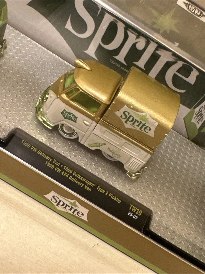 Juego de camiones M2 Machines Sprite CHASE TW39 VW FURGONETA DE REPARTO/RECOGIDA y 4x4 Foto 3 de 4