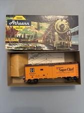 ATHEARN # 1605 SANTA FE REEFER CAR # 8293 BUILT KIT HO SCALE In Box