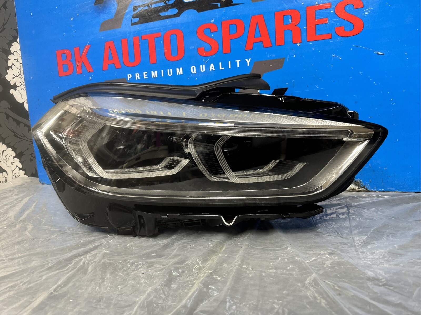 BMW 1 F40 M SPORT RHD FRONT DRIVER SIDE HEADLIGHT 6311-5A1E058-04 