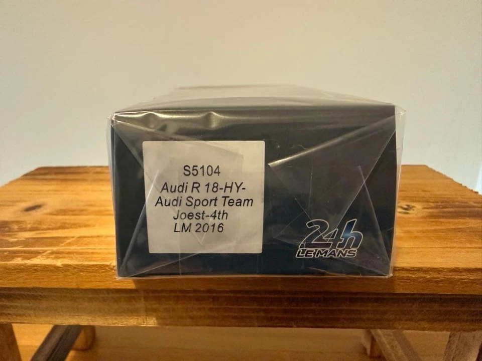 Spark 1/43 Audi R18 #7 Le Mans 2016 S5104 LMP1 Race Car Model - Photo 3/4