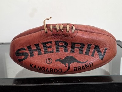 Vintage Sherrin Känguru Marke AFL Leder Fußball - Australian Made Dekor