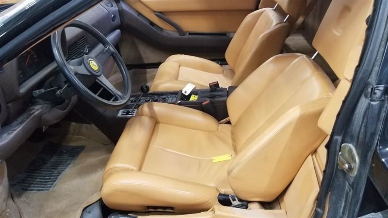 Ferrari Testarossa 1990 LEFT Quarter panel trim