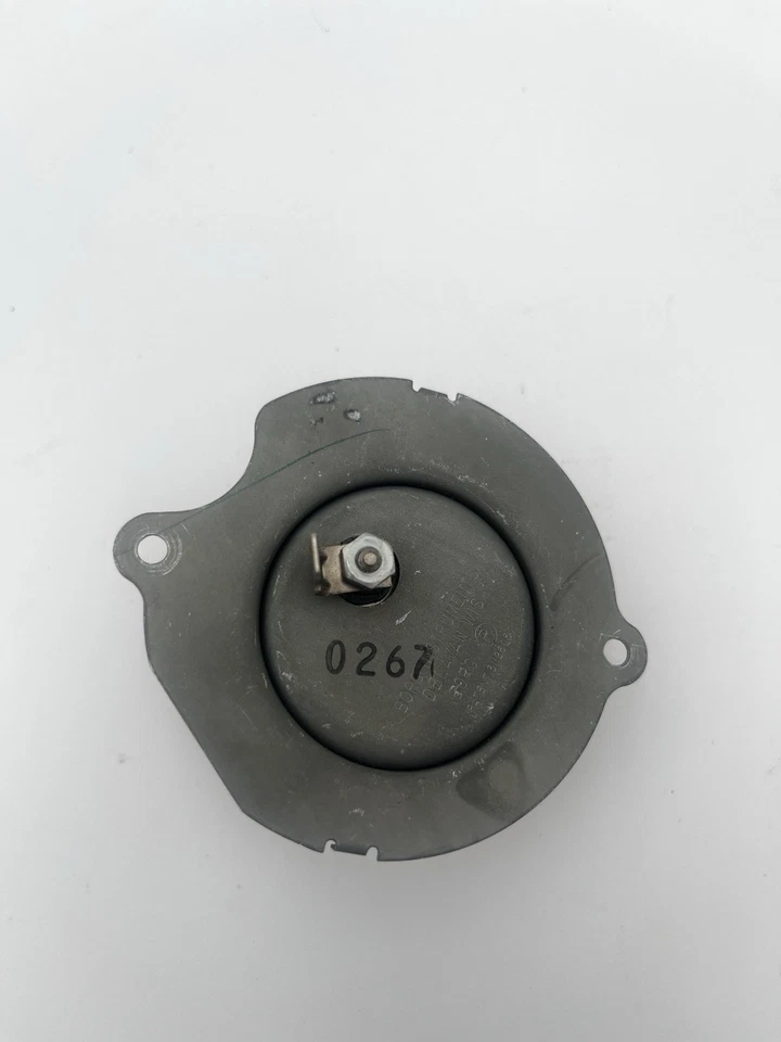 1967 Camaro Original GM Working Clock Console Mounted - Image 4 of 4