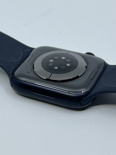 Apple Watch Series 8 45mm Cellular Midnight Aluminum Case Midnight Sport Band - Picture 9 of 10