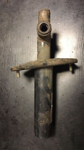 Bmw e36 Limousine 320i Stoßdämpfer Stoßstange hinten rechts 51.12/8119 261