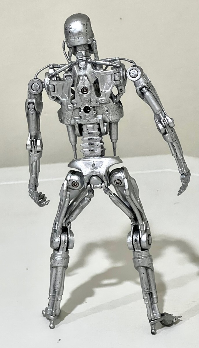 NECA T-800 Endoskeleton 新品未使用未開封品 The Terminator 2 Endoskeleton Arnold Schwarzenegger T-800
