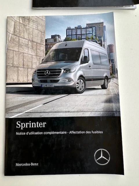 MERCEDES SPRINTER 3 Type 907 Phase 2  2021 à 24 Notices Utilisation CD Pochette  - Photo 4/4