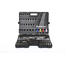 200pc Socket And Ratchet Set