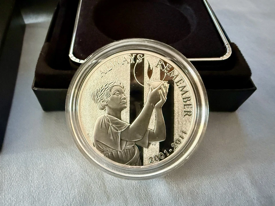 2011-W September 11 National Medal Proof Silver US Mint Commemorative W/COA, OGP - Image 2 of 4