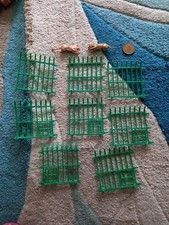 Britains zoo animals plastic Plus Other Type Of Fencing, 1:32 Scale Leopard x2