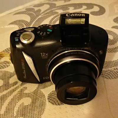 Canon PowerShot SX130 IS Compact Digital Camera 12.1MP 12x Zoom 3in Black