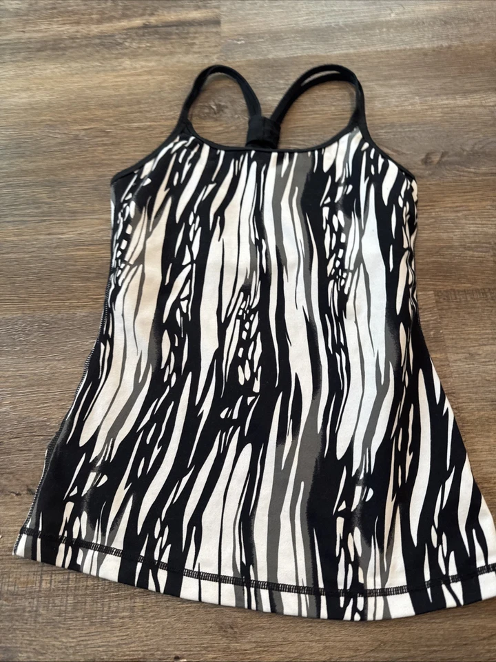 Womens  Adrienne Vittadini  Black Bra Top Athletic Tank Shirt Size SX - Image 4 of 4