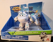 NEW in Box - Super Wings Super Charge Articulated Action Astra 3" Height Figure