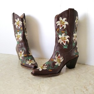 sam edelman cowboy boots