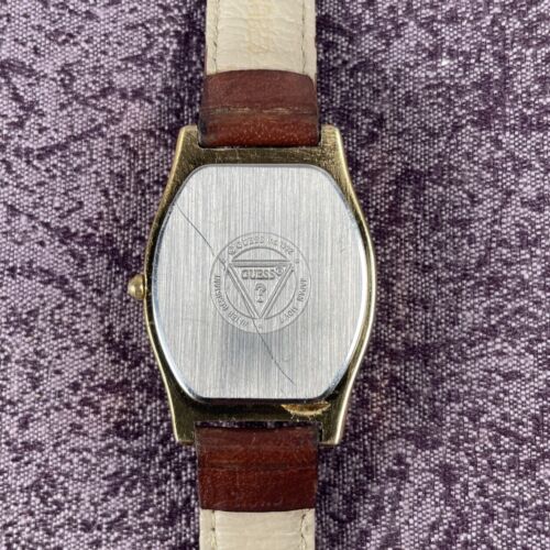 Vintage Guess Watch 1992 Leather Band new battery - Picture 3 of 7