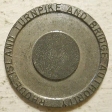 Rhode Island Turnpike & Bridge Authority Newport Bridge transit token - RI521E