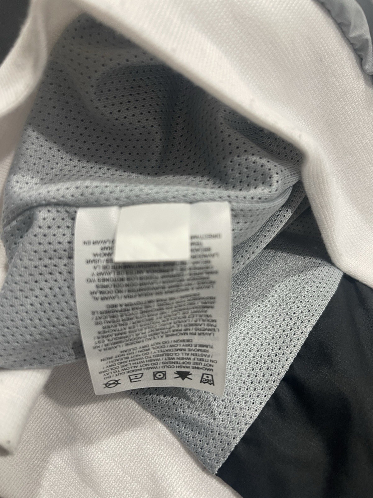 Nike track jacket men large - image 9