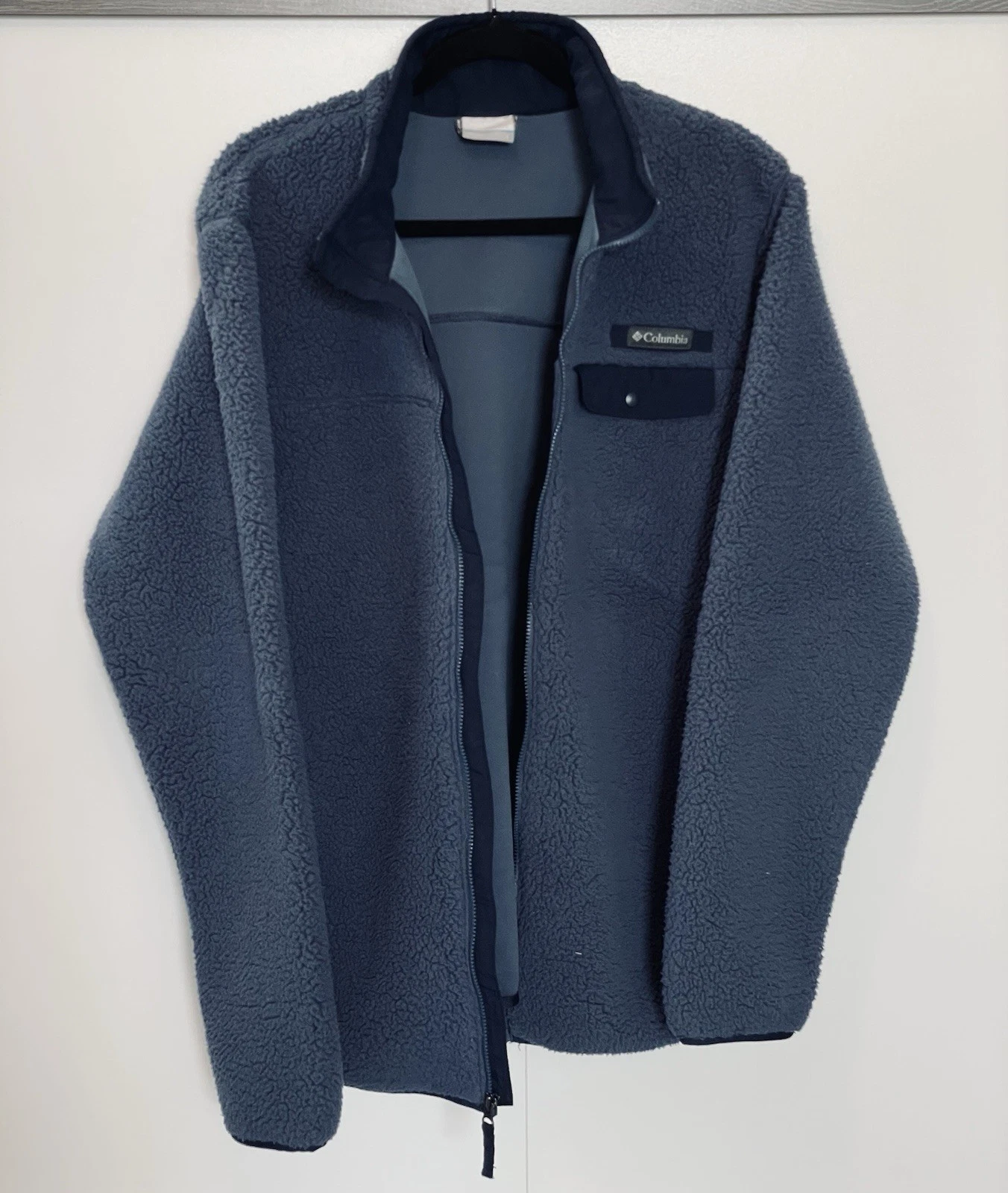 Columbia Blue Sherpa Jacket w/ Navy Blue Detailing Sz L