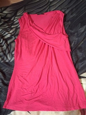 Tahari~Womens Bright Pink, V-neck, Cute, Casual, & Classy Tank Top Size Small