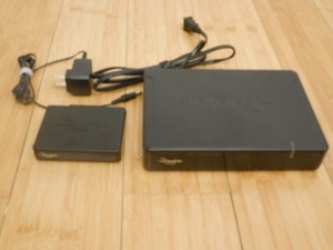 ROCKETFISH RF-WHTIB RECEIVER & SENDER COMPLETE REAR WIRELESS SPEAKER KIT