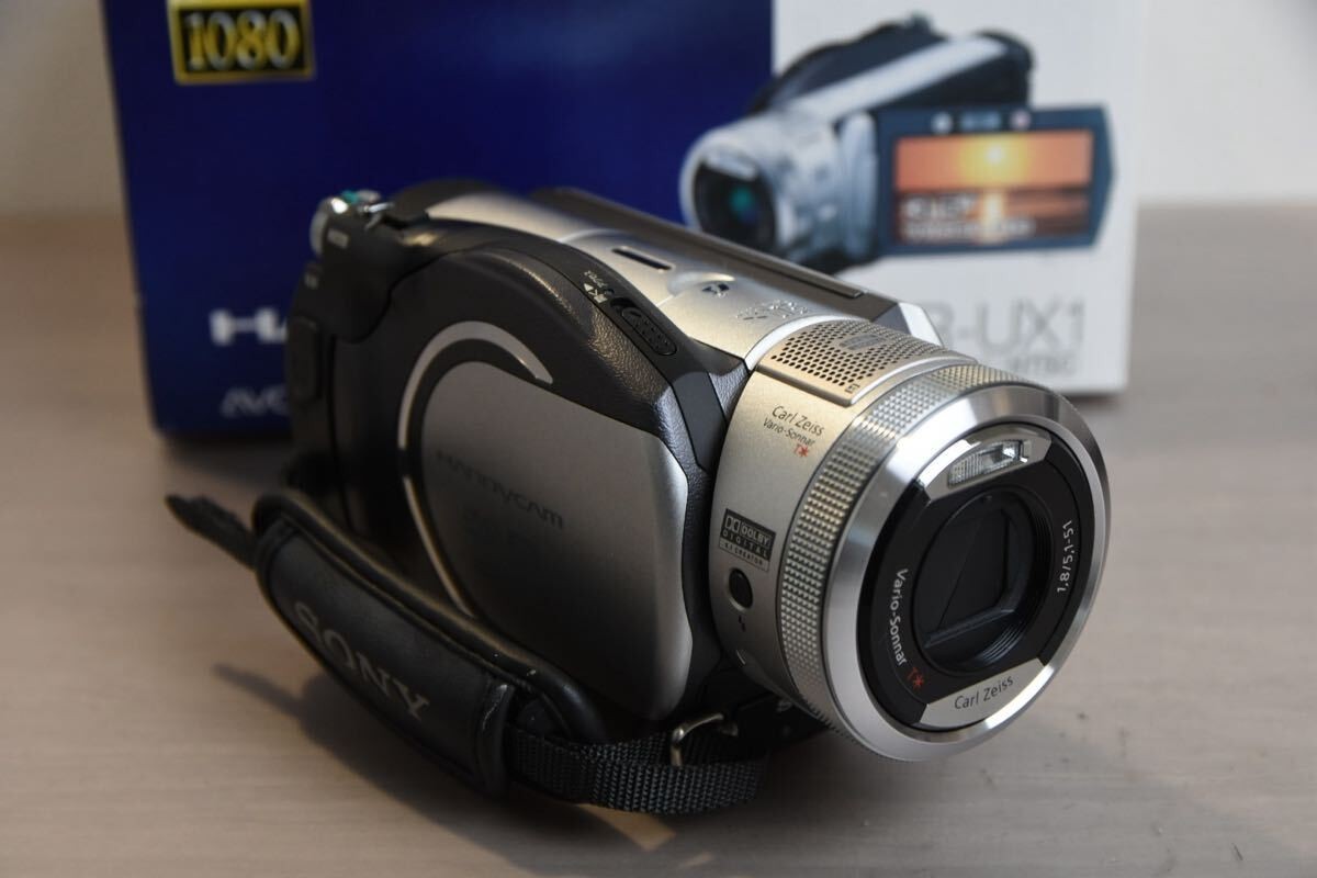 ビデオカメラ Sony HDR-UX1 Sony Handycam HDR-UX1 DVD Camcorder for sale online | eBay