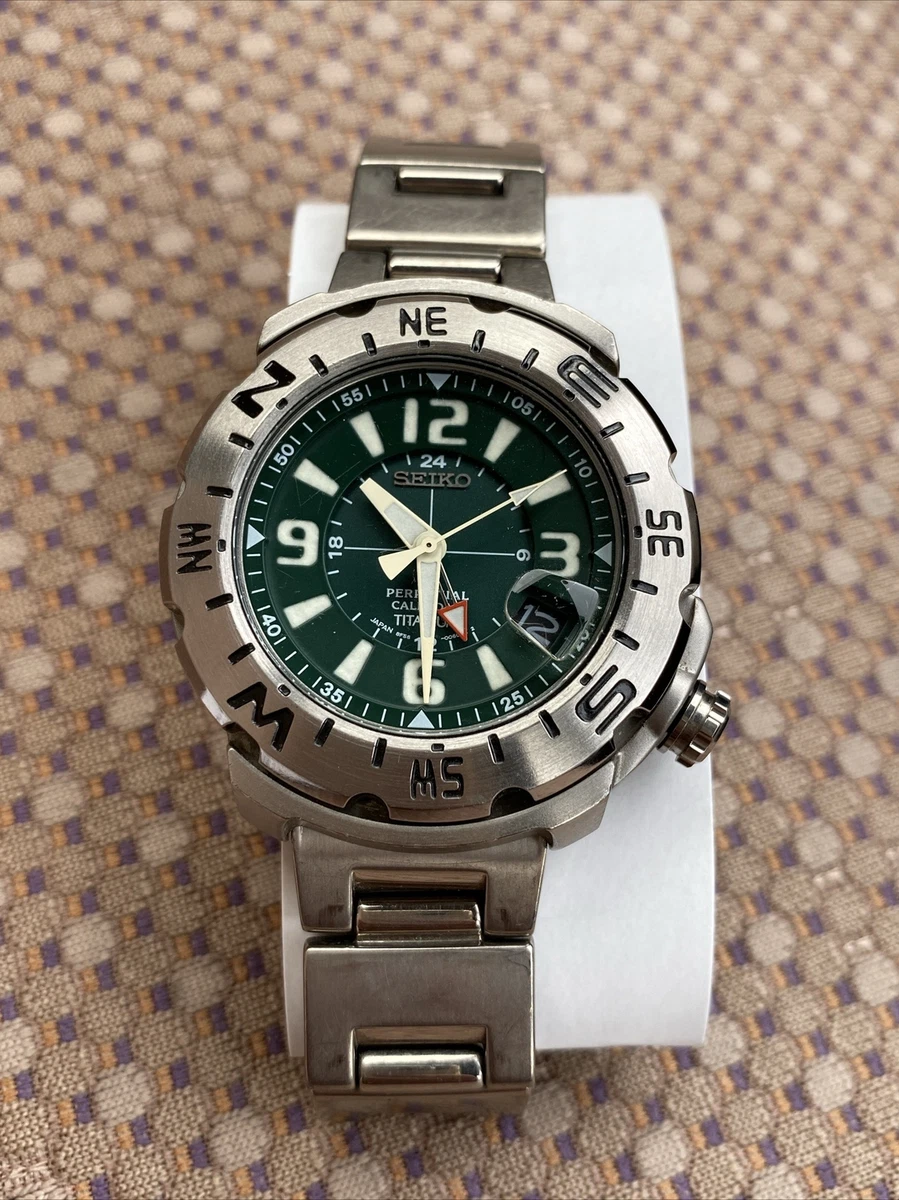 SEIKO 8F56 0070 QUARTZ WATCH Perpetual Titanium