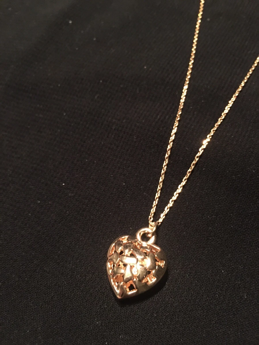 Forever 21 heart necklace deals