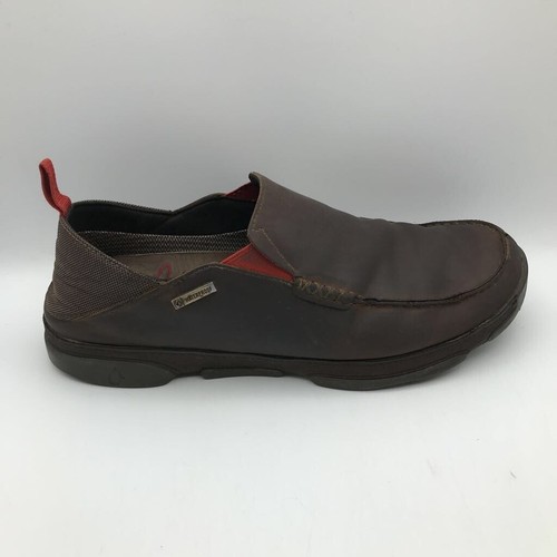 olukai waterproof shoes