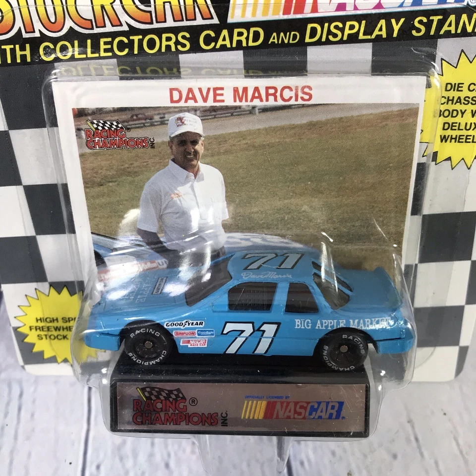 Coche diecast Racing Champions Nascar 1991 1:64 Dave Marcis #71 azul vintage Foto 2 de 4