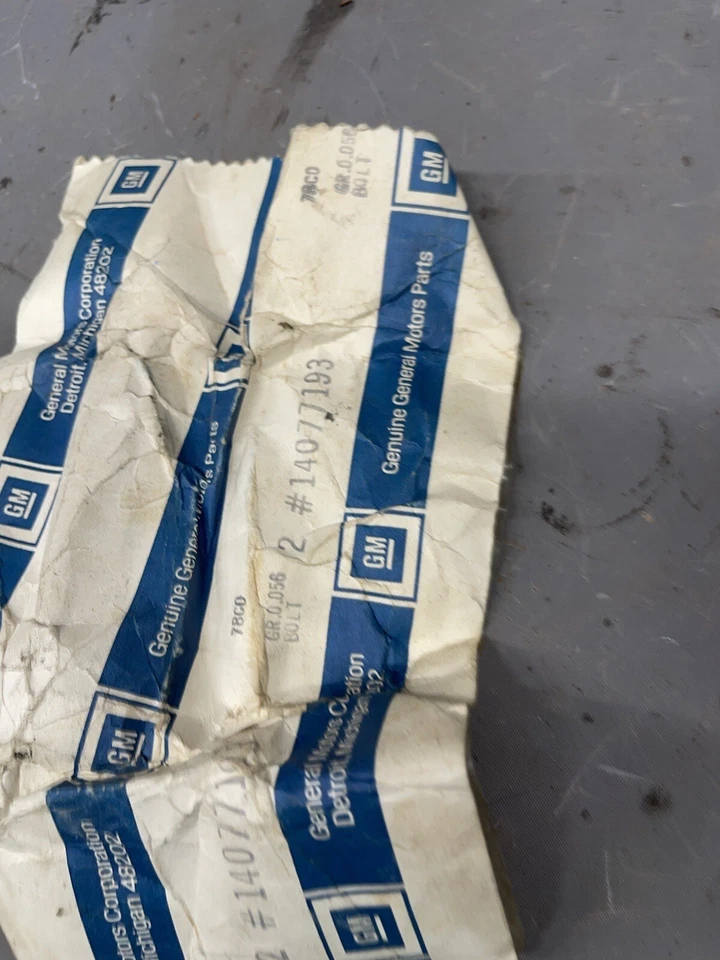 Nuevo de Lote Antiguo GM 1982-1993 6,2 L Chevy Motor Diesel 6,2 6,5 Perno de Cabeza Fabricante Original Camión 6,5 L OE Foto 2 de 4