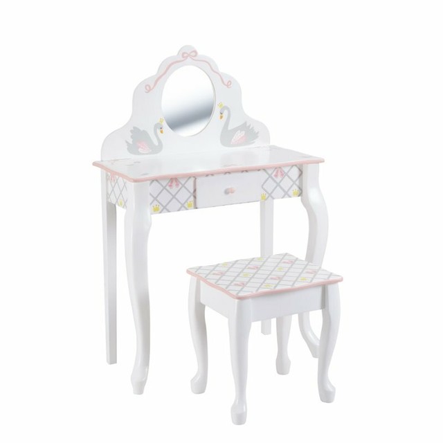 melissa and doug makeup table