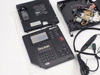 Sony Discman D-350 Ersatzteilspender / Defekt / Vintage CD Player K1