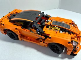 Lego technic LOT: Chevrolet Corvette ZR1 42093 + Getaway Racer 42046