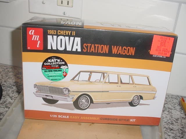 AMT---1963 CHEVY II STATION WAGON