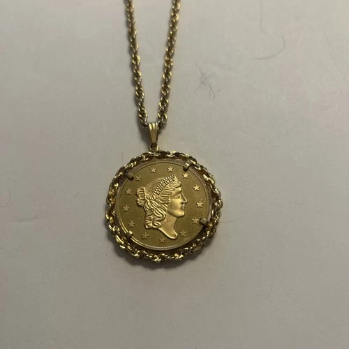 Vintage Avon 1776–1976 Bicentennial Gold Tone Coin Liberty Pendant Necklace
