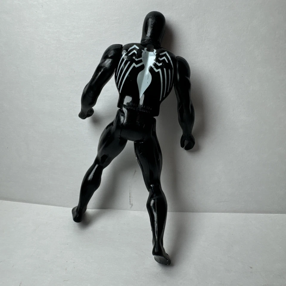 Mattel Secret Wars Black Suit Spider-Man Vintage 1984 Original Action Figure - Image 3 of 4